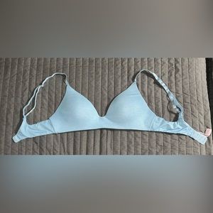 Victoria’s Secret wireless bra size 32c.